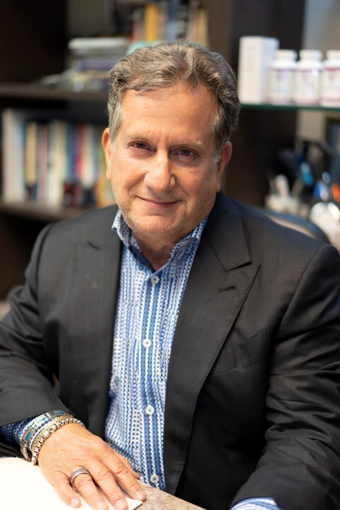 Dr Mitchell Ghen